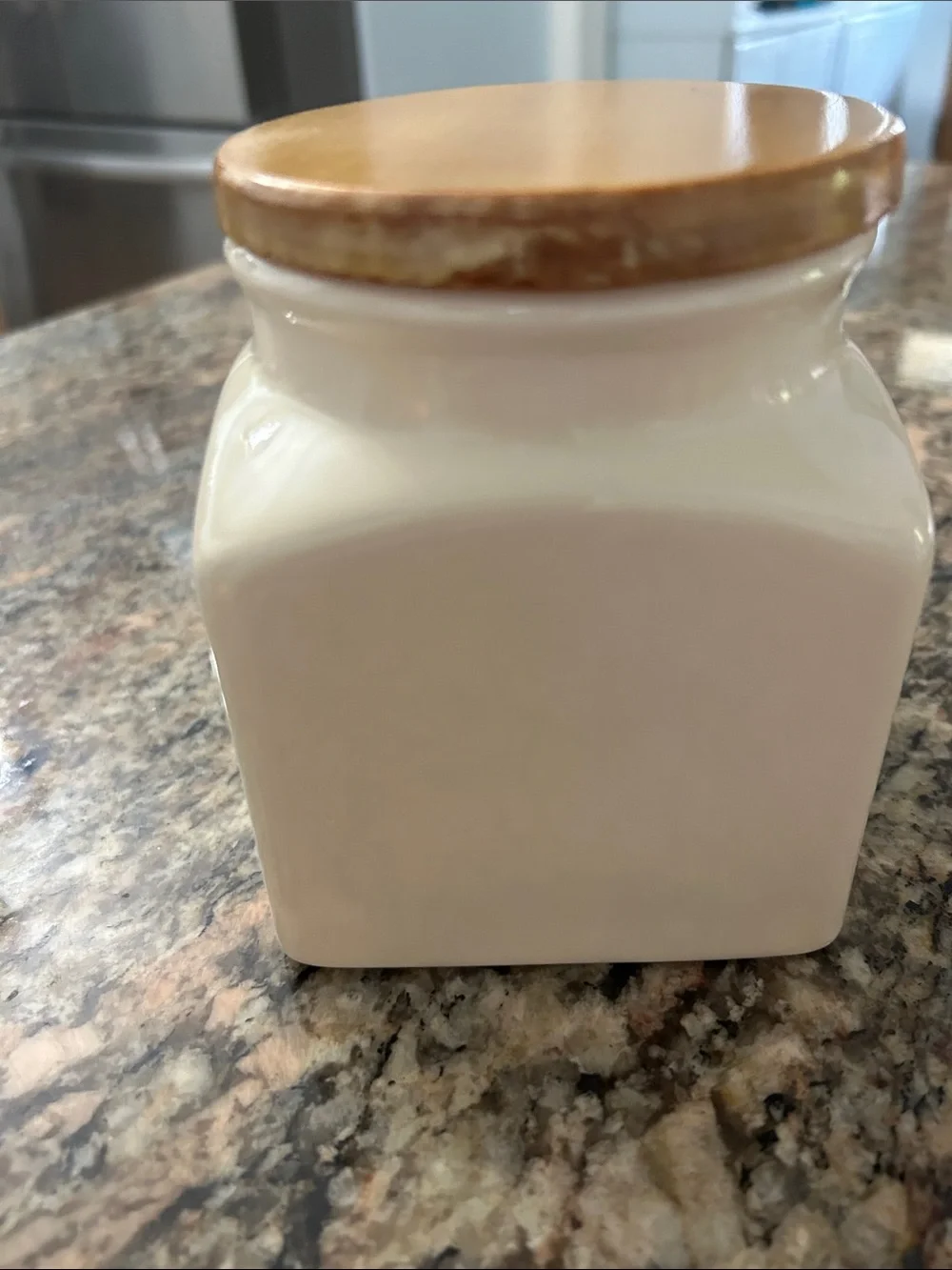 Naaman cream ceramic